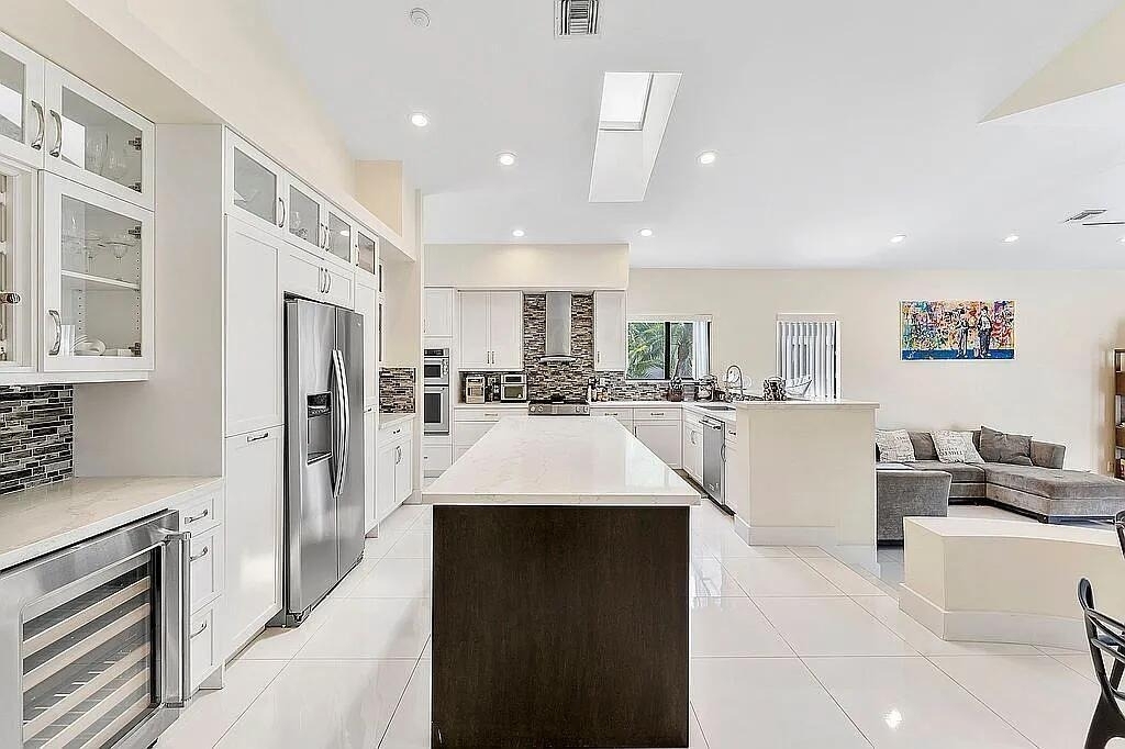 4551 Nw 26th Place - Photo 4