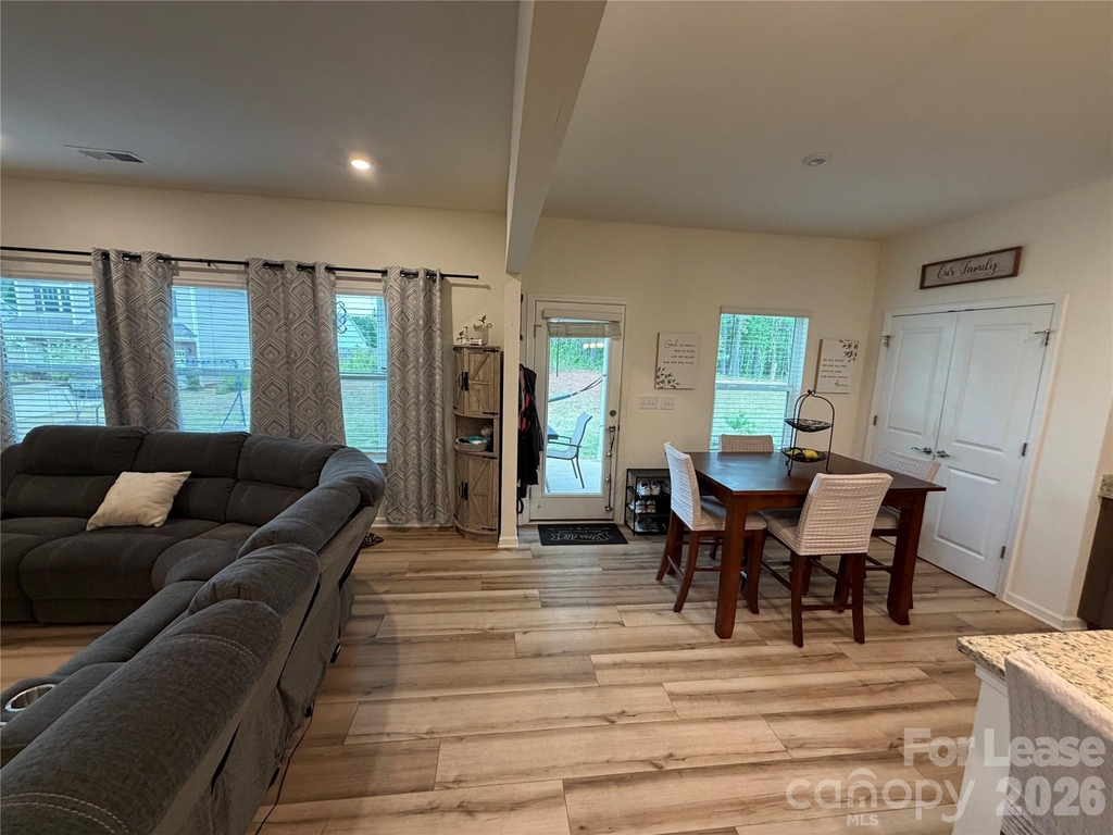 4680 Courtney Creek - Photo 5