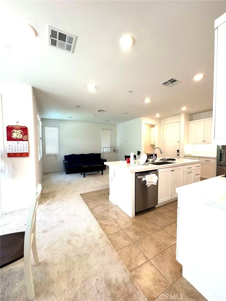 1657 Rosewell Rd - Photo 3