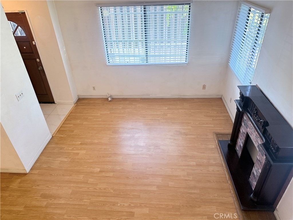 511 N Mcpherrin - Photo 2