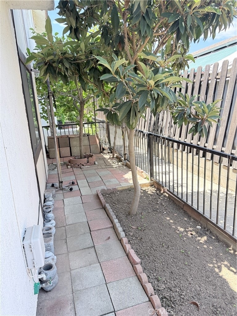 511 N Mcpherrin - Photo 18