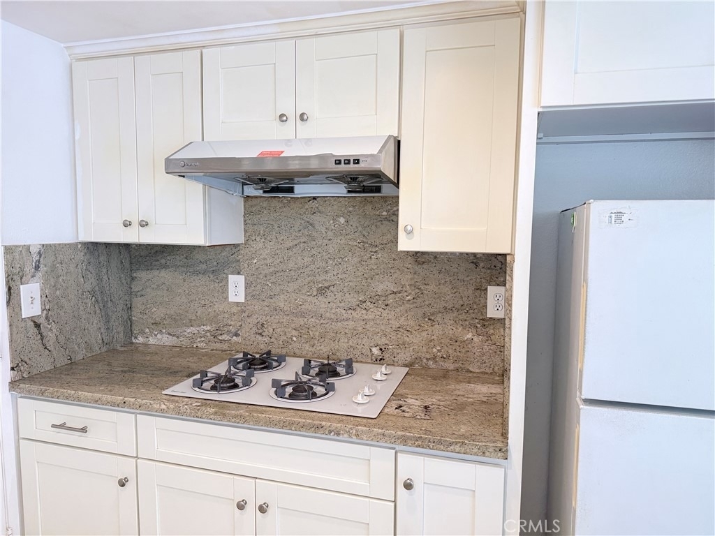 511 N Mcpherrin - Photo 12