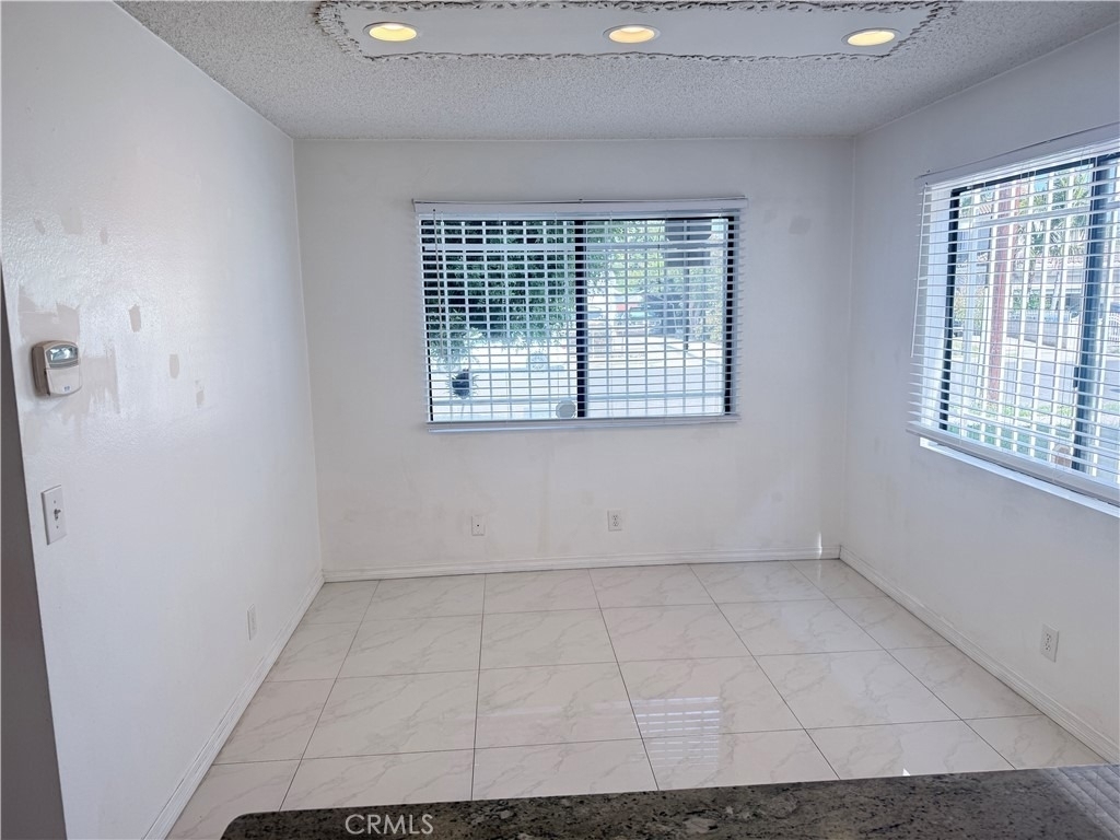 511 N Mcpherrin - Photo 5