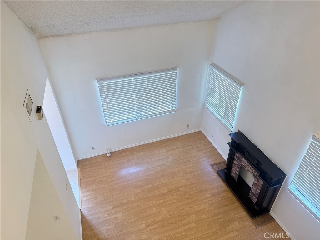 511 N Mcpherrin - Photo 8