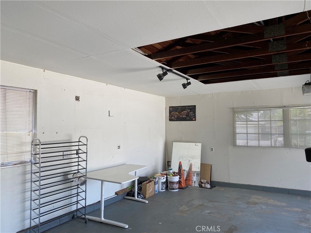 23724 Prospect Valley Drive - Photo 22