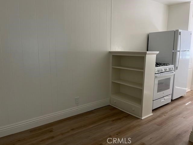 3370 Barham Boulevard - Photo 2