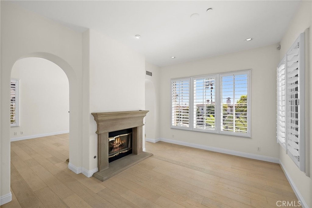 150 Sidney Bay - Photo 9