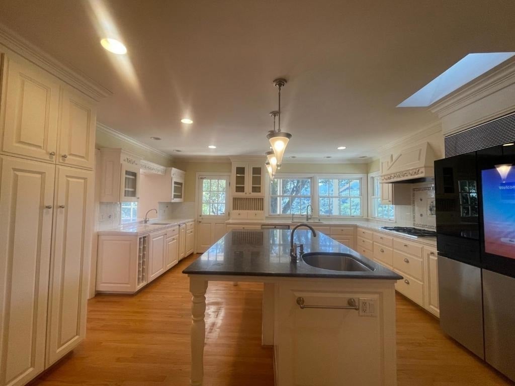 22505 Rolling Hills Road - Photo 10