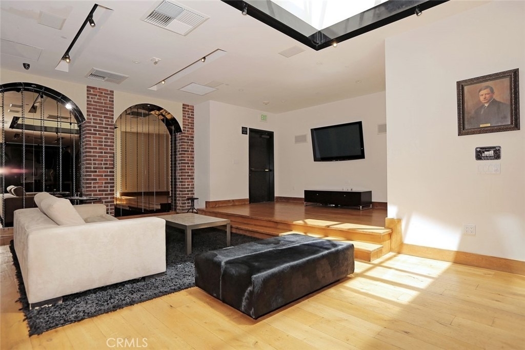 460 S Spring Street - Photo 6
