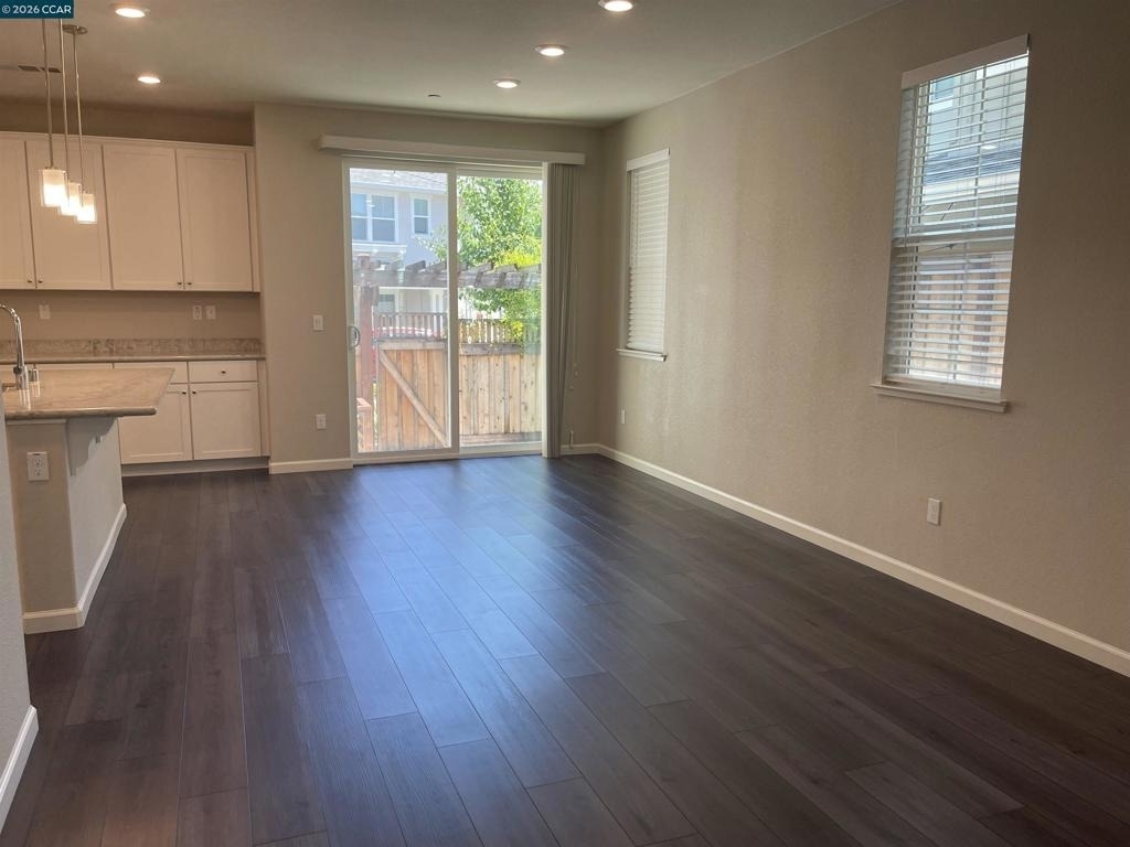777 Country Club Dr - Photo 6