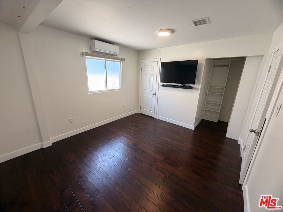 10103 Washington St - Photo 4