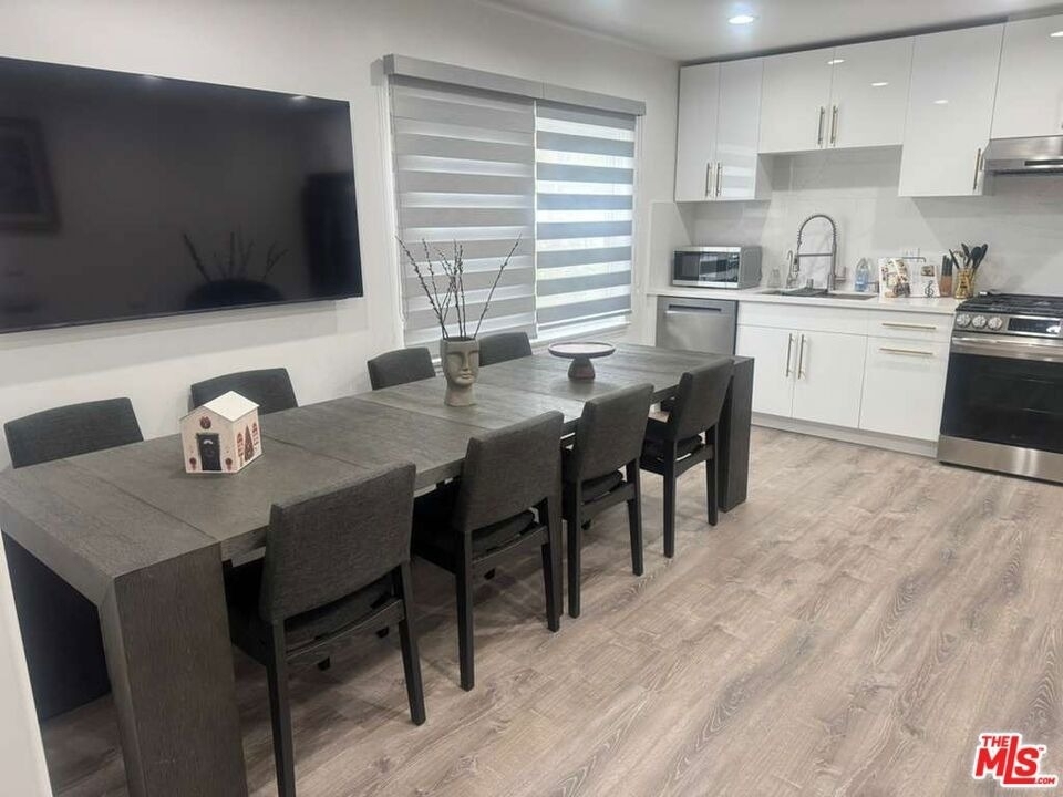 13551 Hart Street - Photo 44