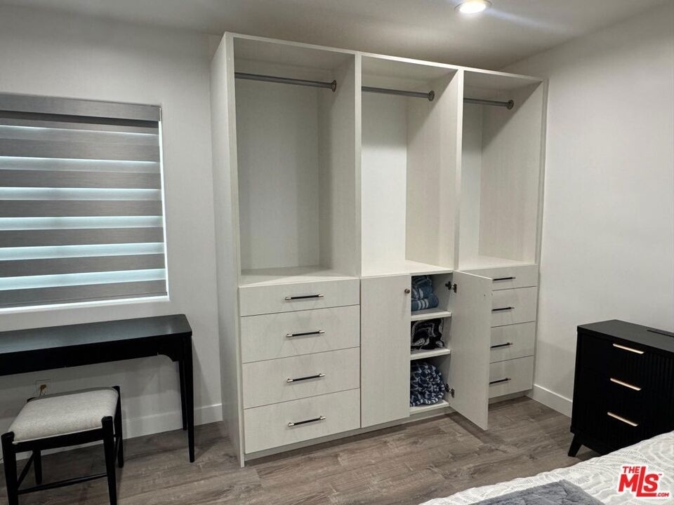 13551 Hart Street - Photo 40