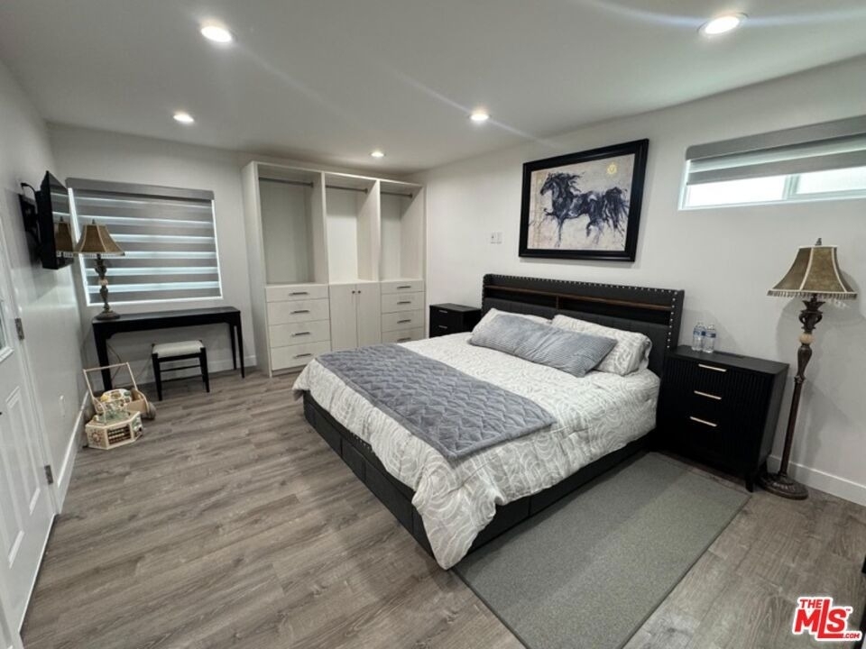 13551 Hart Street - Photo 22