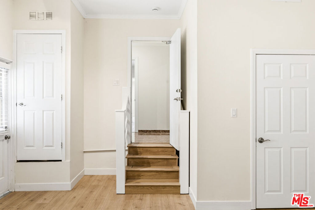 23114 Mariano Street - Photo 18