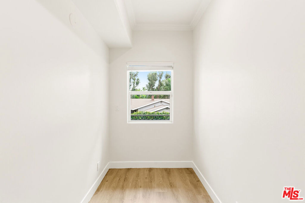 23114 Mariano Street - Photo 45