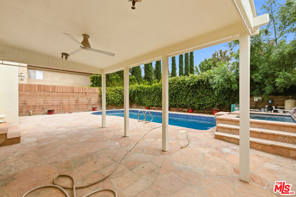 23114 Mariano Street - Photo 51