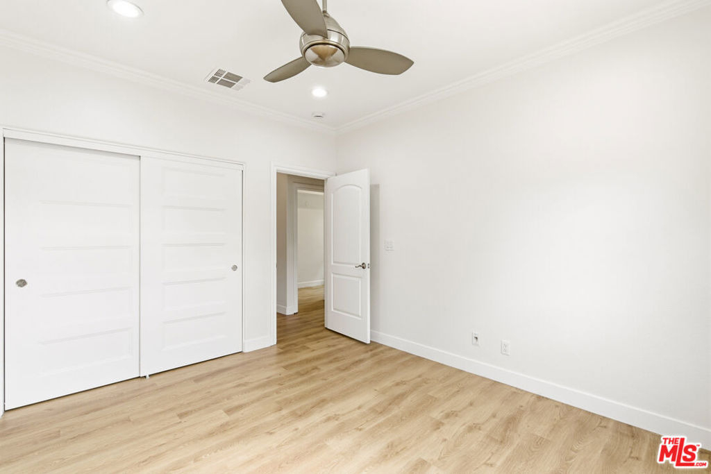 23114 Mariano Street - Photo 43