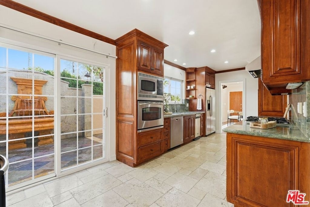 5356 Waldo Place - Photo 17