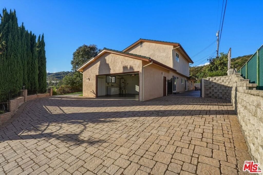 5356 Waldo Place - Photo 43