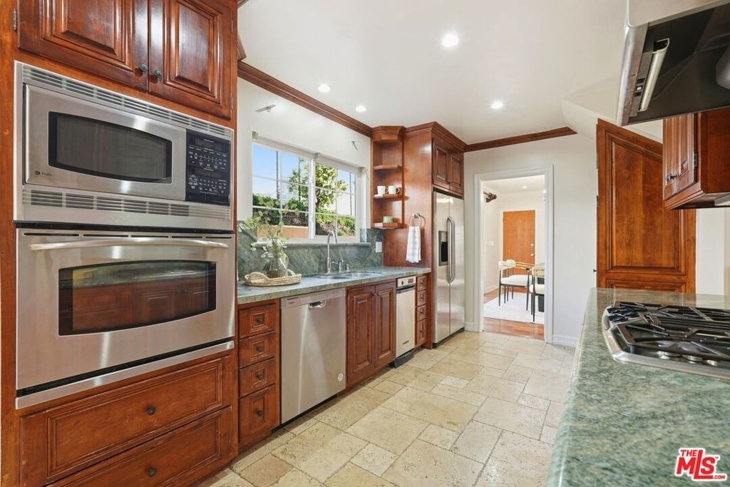 5356 Waldo Place - Photo 18