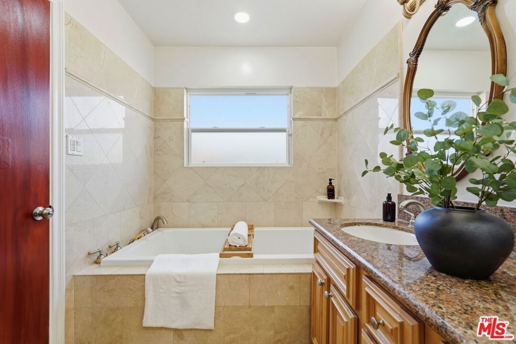 5356 Waldo Place - Photo 38