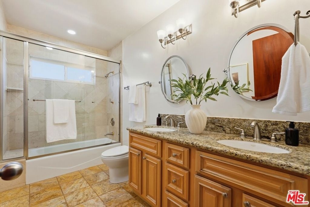 5356 Waldo Place - Photo 41