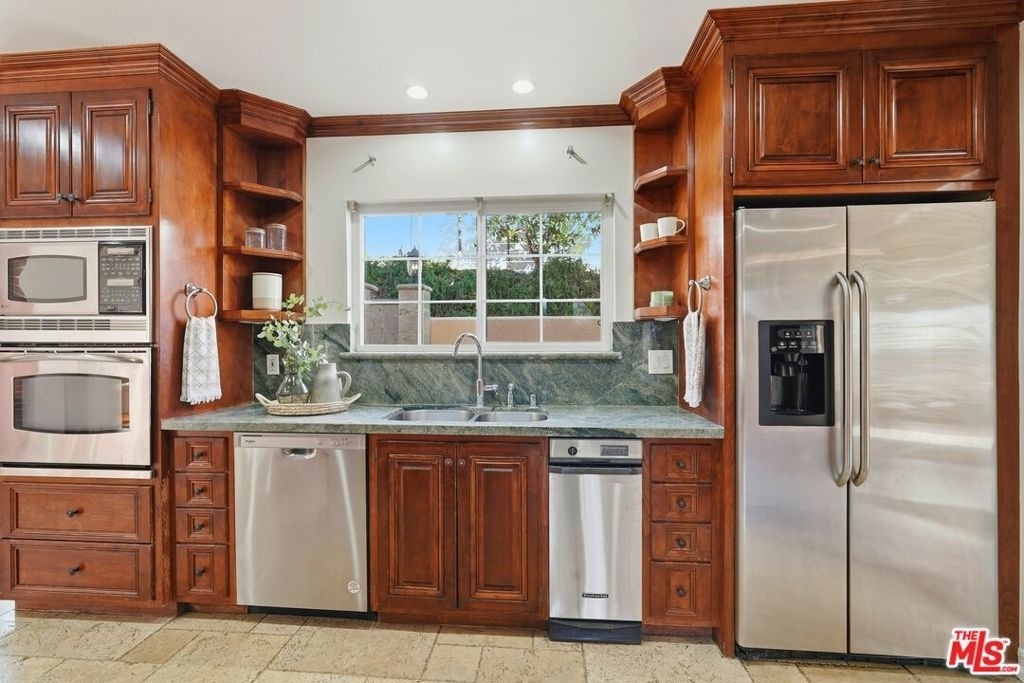 5356 Waldo Place - Photo 21
