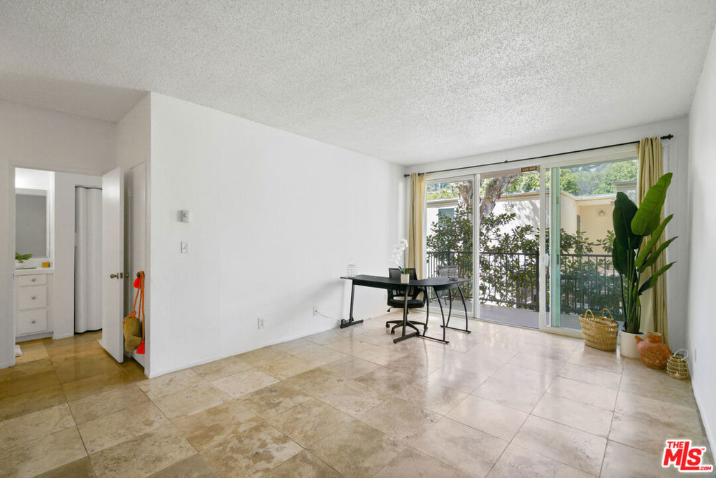 23901 Civic Center Way - Photo 24