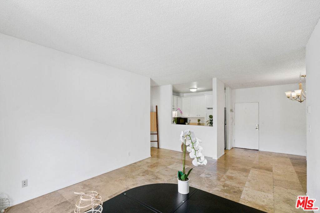 23901 Civic Center Way - Photo 13