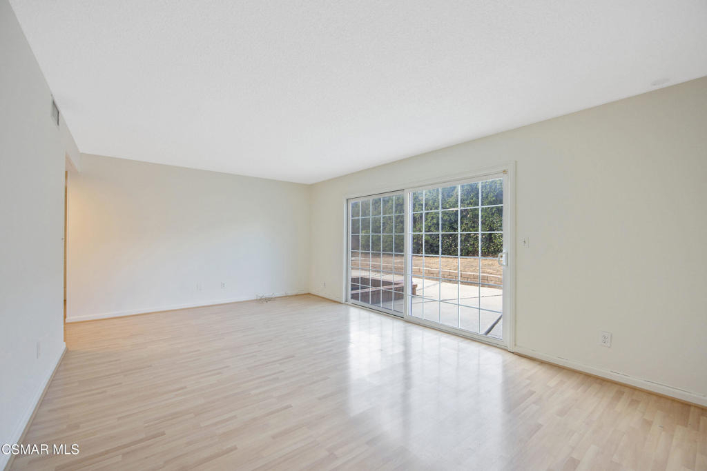 2087 Rhoda Street - Photo 8