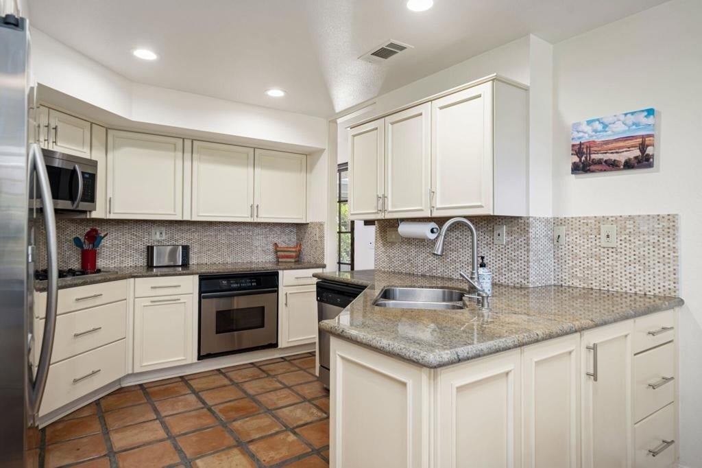 78560 Arapahoe Drive - Photo 9