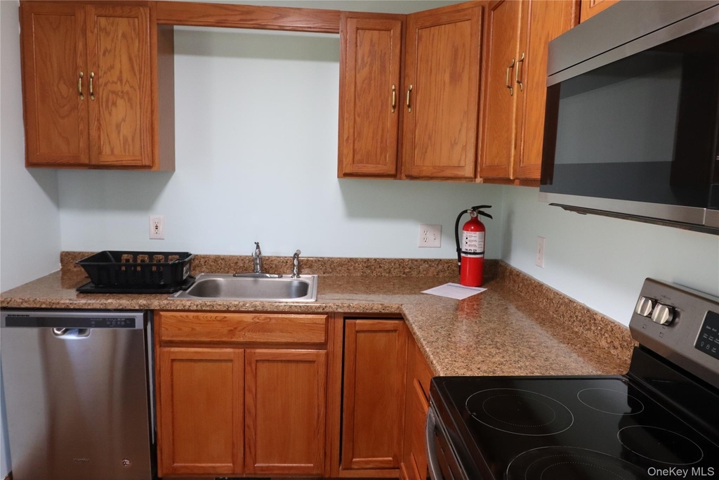 45 Laurel Hollow Estate - Photo 10