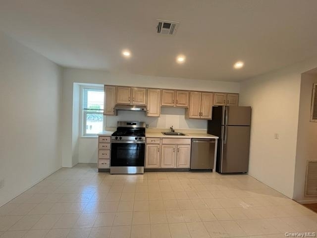 55 Main Street - Photo 6
