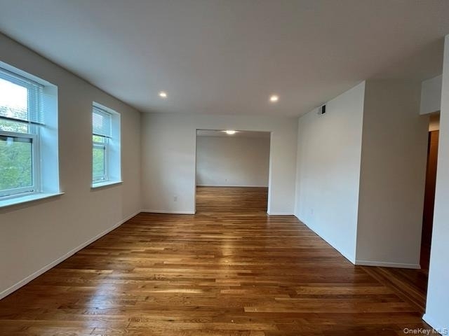 55 Main Street - Photo 3