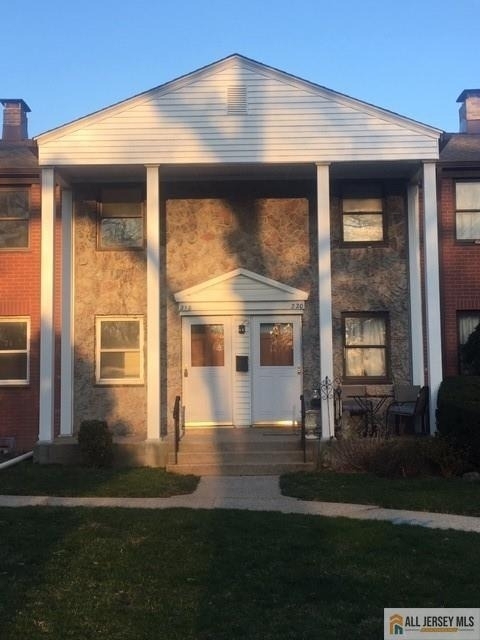 218 Newman Street - Photo 0