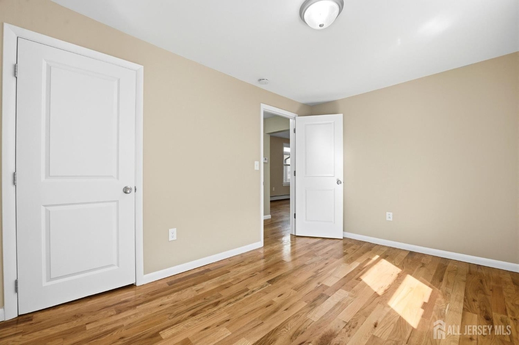 164 S Ridgewood Drive - Photo 13