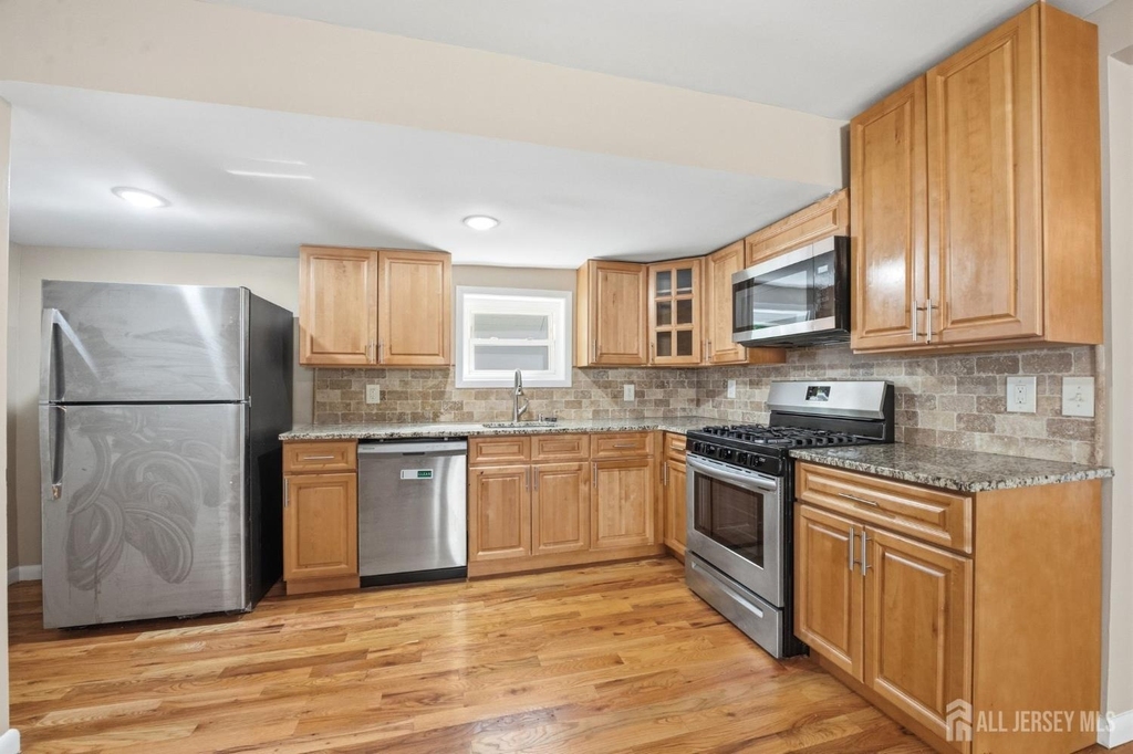 164 S Ridgewood Drive - Photo 4