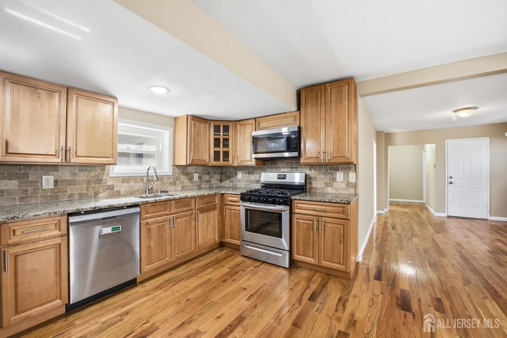 164 S Ridgewood Drive - Photo 6