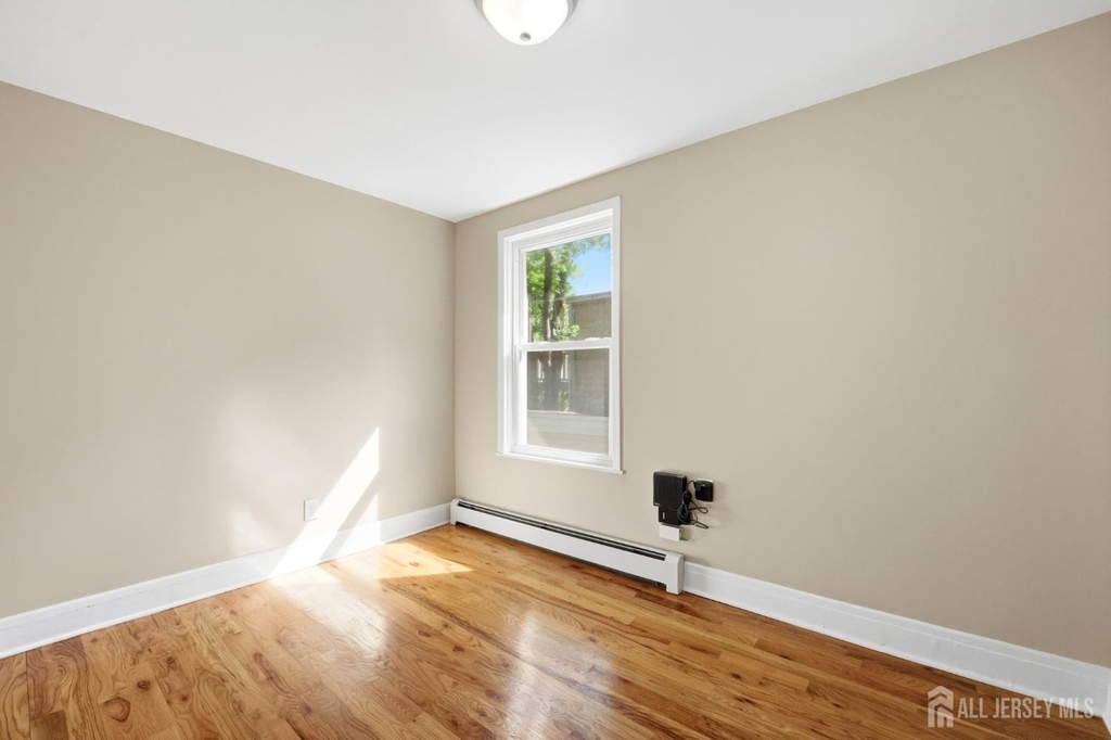 164 S Ridgewood Drive - Photo 9