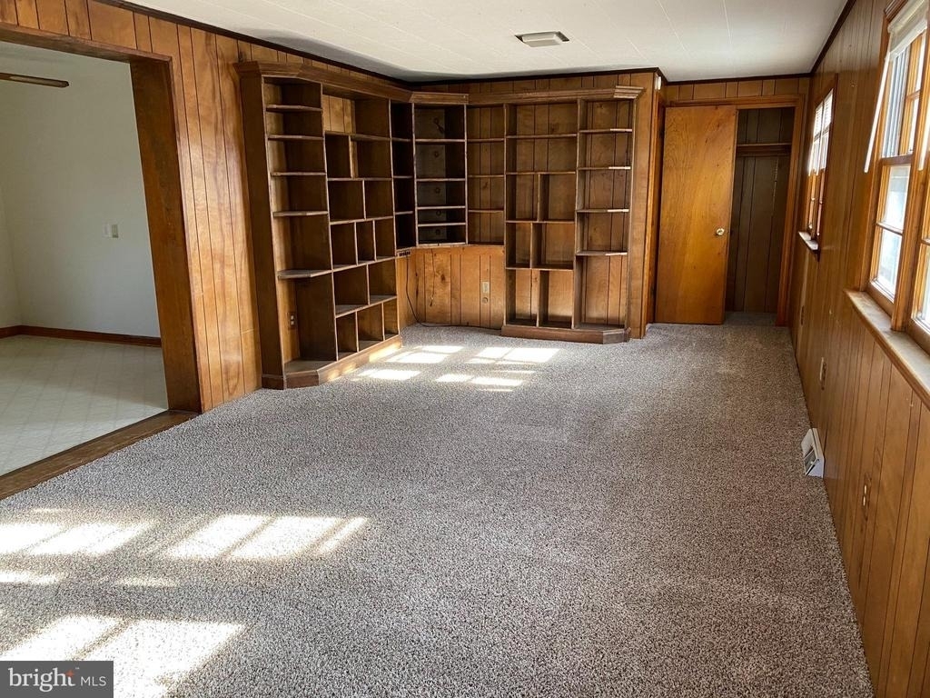 105 Fay Street - Photo 16
