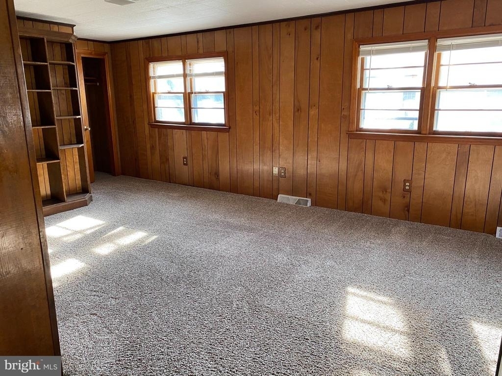 105 Fay Street - Photo 15