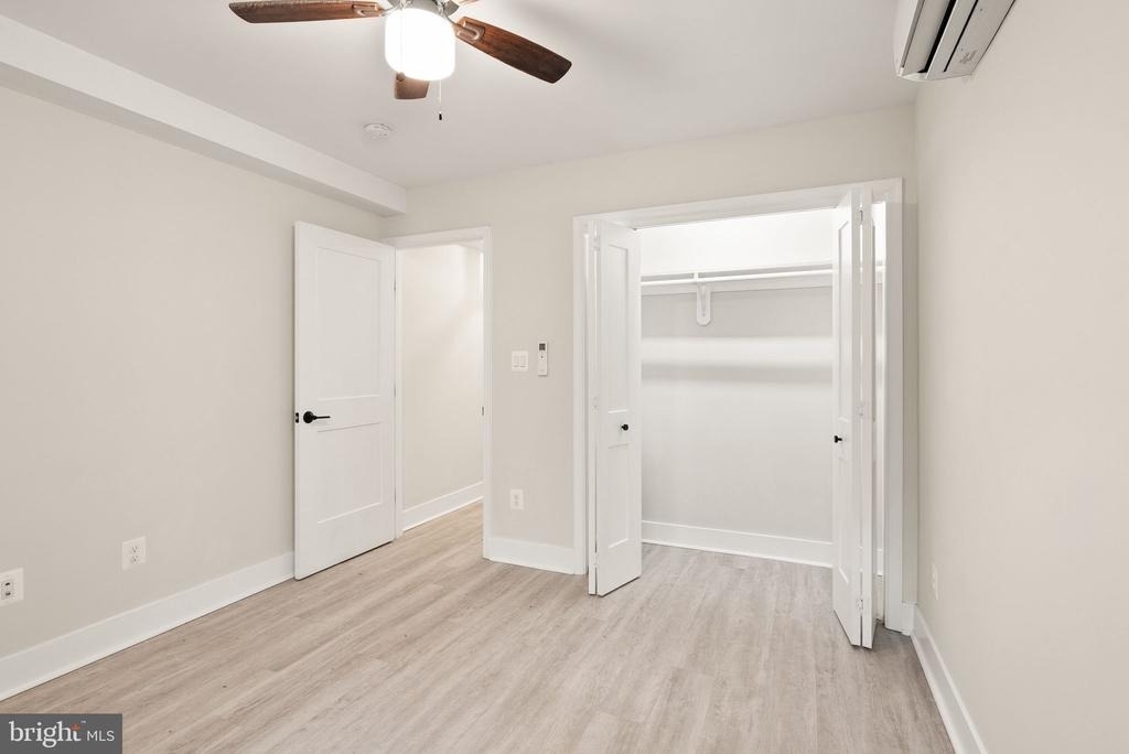 214 S Henry Street - Photo 16