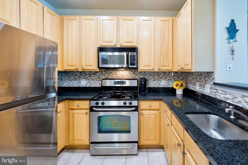 2301 25th Street S - Photo 5