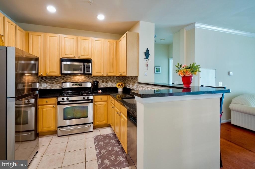 2301 25th Street S - Photo 4