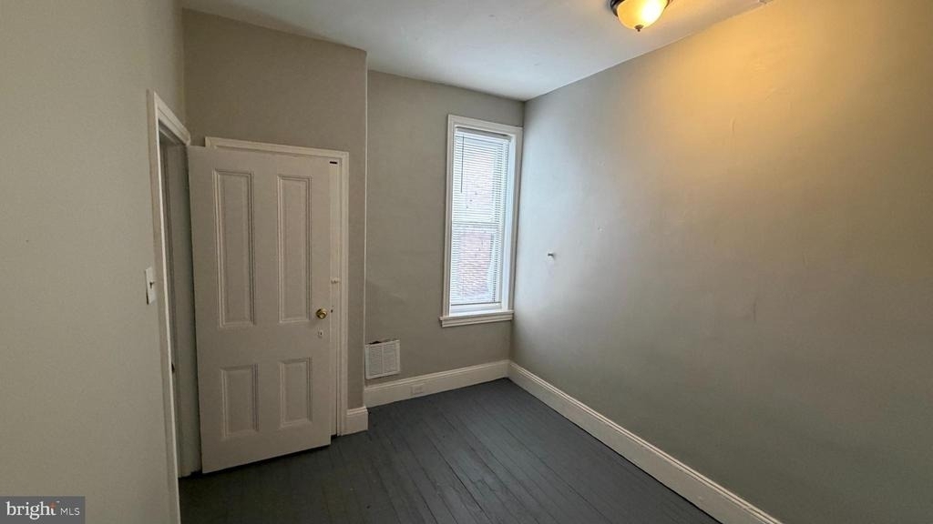 2554 N Bouvier Street - Photo 9