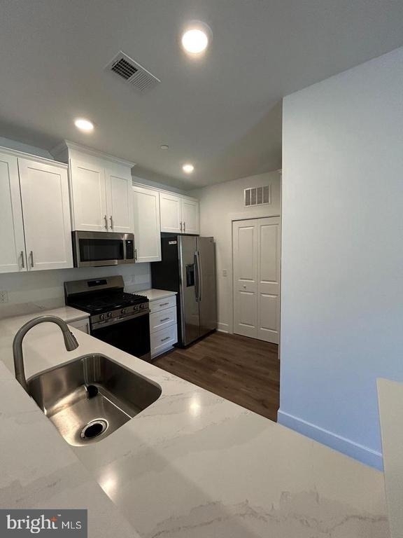 5202 Mary Ashby Way - Photo 2