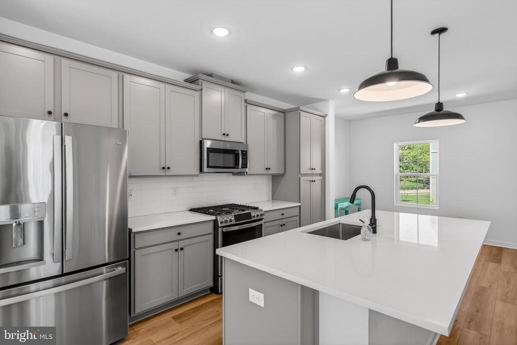 73 Basswood - Photo 12