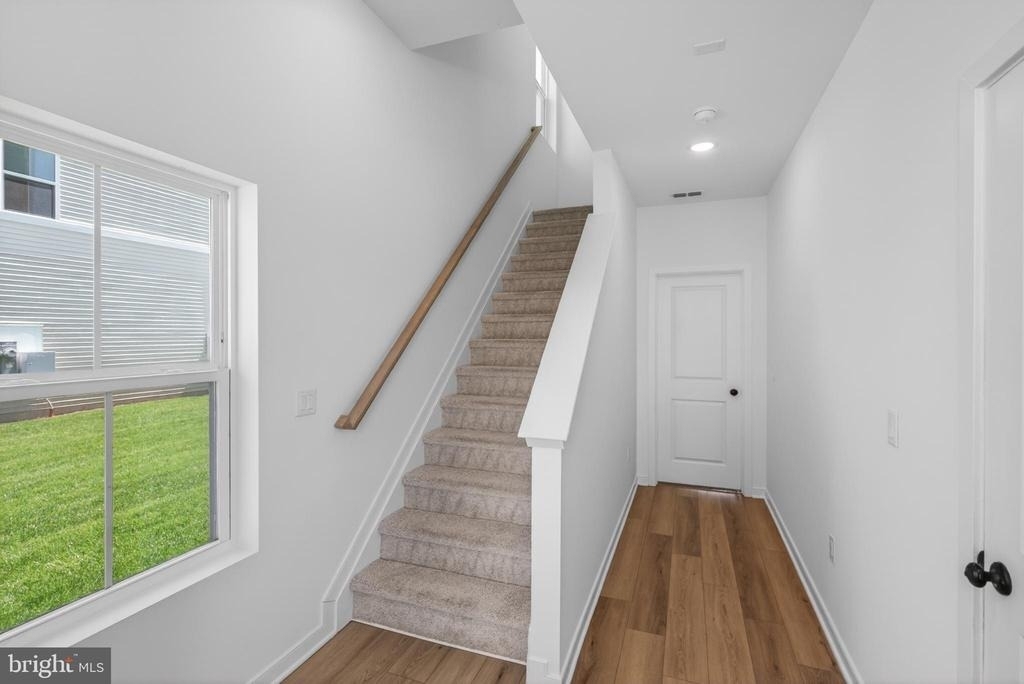 73 Basswood - Photo 4