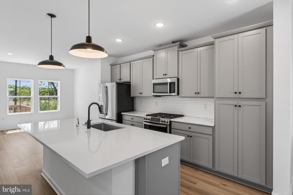 73 Basswood - Photo 13